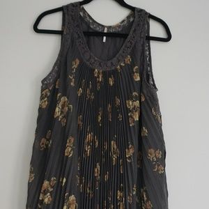 Free People -- Floral Pleated Dress